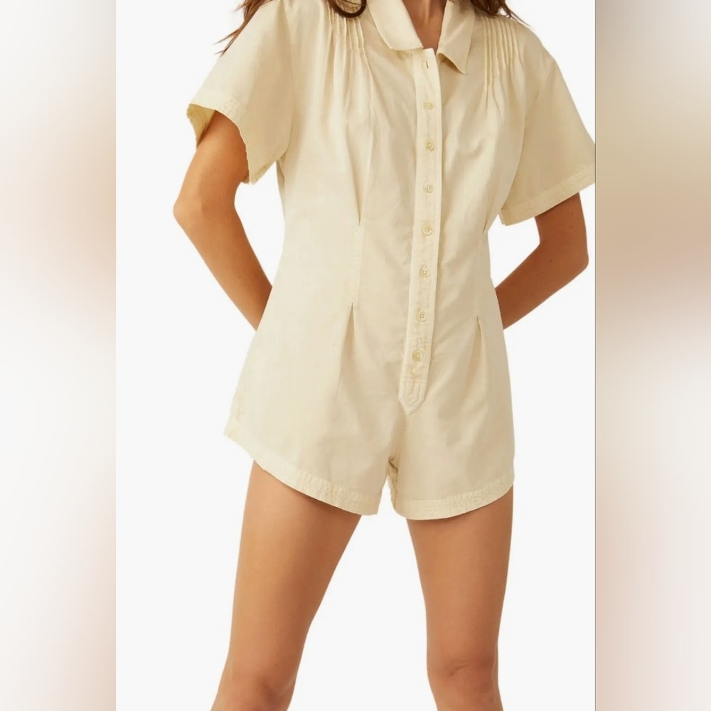 NWT Free People Keep It Crisp Romper Shortall in Ivory Size (M)